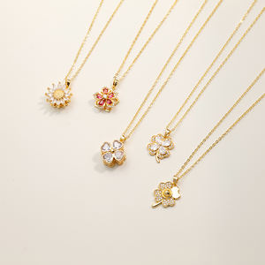 Collar Tempusort con Colgante de Trébol de Cuatro Hojas Chapado en Oro de 18K para Mujer, Collar de Moda con Incrustaciones de Cobre y Circonita, Collar Giratorio - Product Image 3