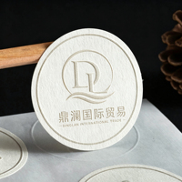 Autocollants en papier adhésif personnalisés avec logo en relief 3D texturé, résistants à l'huile et durables, pour étiquettes de bijoux et de parfums