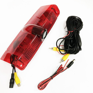 Funmodern FRV-805 Caméra de recul avec feu stop DC 12V Étanche Vision nocturne Angle de vue 90-120° Certifié CE FCC pour GMC <span class=keywords><strong>Savana</strong></span> - Product Image 1