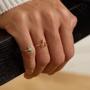 Gemnel Messing Großhandel Geschenk Party 18k Vergoldet Rhodiniert Geometrischer Minimalistischer Wishbone Stapelring für Frauen - Product Image 3