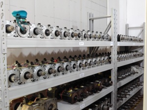 Fanuc มอเตอร์ B105แกนหมุน A06B-1401ใหญ่ของแท้ A06B1401B105มอเตอร์แกนหมุน AC ชิ้นส่วนอะไหล่เครื่องจักร CNC - Product Image 4