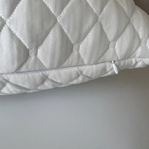 Hochwertige benutzer definierte haut freundliche Weichheit Kopfstütze Plain Solid Color Design Crescent <span class=keywords><strong>Shaped</strong></span> Memory Foam Kissen - Product Image 4