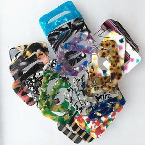 UJBOX Boucles d'oreilles pendantes en acétate personnalisées à faire soi-même à l'acide acétique coloré pour une fête de mariage Cadeau de bijouterie - Product Image 1