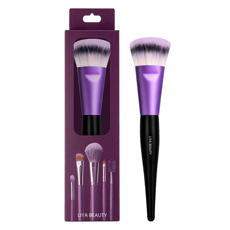 Black Single Makeup Brush