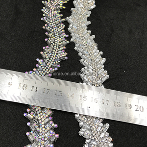 TR038 Nouveaux accessoires vestimentaires faits à la main, motif en strass de <span class=keywords><strong>pierre</strong></span> de cristal colorée, technique de pose à chaud foncée, <span class=keywords><strong>pierre</strong></span> pour chaussures - Product Image 3