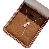 Collier de perles clignotantes en forme de rose pour femme, chaîne de clavicule haut de gamme de luxe léger avec pampille en bambou, cadeau de mariage parfait pour