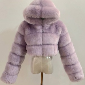 Abrigo con capucha de piel sintética gruesa de Invierno para <span class=keywords><strong>mujer</strong></span> <span class=keywords><strong>2022</strong></span> abrigos de burbujas recortados de otoño para damas - Product Image 6