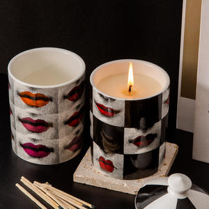 Pot à bougie en céramique Fendi 12oz avec couvercle, impression numérique, cylindrique, décoration d'intérieur, couleur personnalisable, bougie aromathérapeutique - Product Image 3