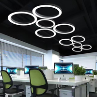 Luminaire suspendu linéaire LED de forme irrégulière personnalisée, lampe de plafond LED en forme de flocon de neige/hexagone pour salle de sport, hall, bureau, éclairage de projet