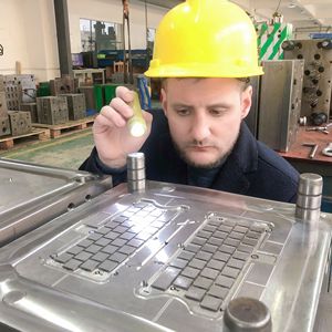 Tùy chỉnh Thiết kế khuôn phun cho các nhà sản xuất sản phẩm gia dụng 'tùy chỉnh nhựa <span class=keywords><strong>EVA</strong></span> ép phun bộ phận Nhà cung cấp - Product Image 2