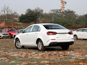Geely Emgrand 2021 e successivi, 1.5L CVT Comfort, 5 posti, automatica, usata, sedili in pelle, benzina, a basso consumo, per uso quotidiano - Product Image 5