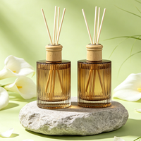 Nouvel arrivage : Ensemble de flacons diffuseurs en verre pour huiles parfumées avec coffret cadeau haut de gamme. Stock limité, réduction sur les achats en gros disponible.