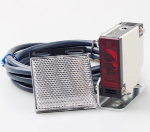 Capteur <span class=keywords><strong>photo</strong></span>électrique à réflexion E3JK-R4M1/E3JK-R4M2 - Product Image 1