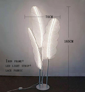 Fondo de escenario de boda con hojas de plátano brillantes acrílicas, soporte creativo de flores con luces de plumas LED, árboles de plátano de Metal T-Stage - Product Image 4