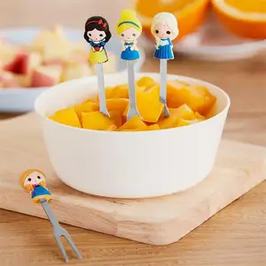 6 pieces Wholesale High Quality Animal dinosaur Bento Food Picks Stainless Steel Fruit Forks Set for Kids Low Price