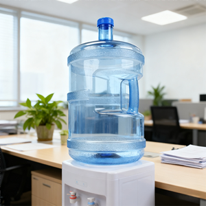 Bán Buôn 5 Gallon Nước Xô Với Xử Lý Nhựa Trong Suốt Nước Jug Tái Sử Dụng Nước Uống Container Với Biểu Tượng Tùy Chỉnh - Product Image 1