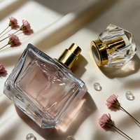 Emballage cosmétique personnalisé, flacon de parfum de luxe en verre vide de 80 ml avec pulvérisateur à pompe, impression sérigraphique, forme plate, service OEM/ODM