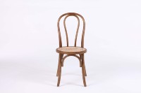 Chaise de salle à manger moderne au design nordique en bois de caoutchouc massif avec assise en rotin naturel, idéale pour la maison, le bureau, l'appartement, l'atelier, importée