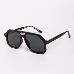 Lunettes de soleil polarisées surdimensionnées Finewell Designer, monture noire épaisse, pont métallique, verres orange, unisexe, OEM personnalisé 3410 - Product Image 5