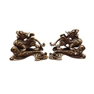 Statues en laiton de créatures mythiques Pixiu, 2 pièces, décoration Feng Shui pour la maison, décoration de salon, cadeau du Nouvel An chinois - Product Image 5