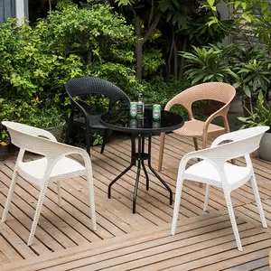 직사각형 6Seater 안뜰 테이블과 쌓을수 있는 의자 옥외 가구 5Pcs 정원 세트를 식사하는 OEM & ODM 공간 절약
