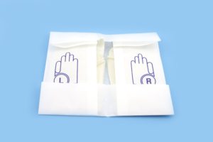 Gants chirurgicaux stériles jetables Sécurité-caractéristique pour les hôpitaux <span class=keywords><strong>de</strong></span> cliniques dentaires Gants d'opération chirurgicale stérilisés pour des cliniques - Product Image 2