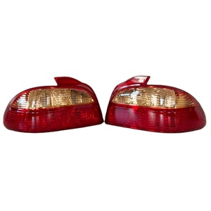 Luces Traseras para Automóvil T220 para <span class=keywords><strong>Toyota</strong></span> <span class=keywords><strong>Avensis</strong></span> 81561-05090 81551-05090 2000-2003 ST220L AZT220 ZZT221, un Par - Product Image 1