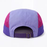 Casquette de camionneur décontractée d'été en polyester 100% hydrofuge avec logo personnalisé tissé, 5 panneaux, visière plate et dos en maille, vente en gros