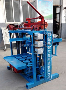 Nuevo modelo de máquina de fabricación de bloques de bajo precio, nuevas <span class=keywords><strong>ideas</strong></span> de negocios de pequeña inversión, trabajo <span class=keywords><strong>para</strong></span> hacer en <span class=keywords><strong>casa</strong></span>, maquinaria de piedra, maquinaria de hormigón de la QTJ4-40 - Product Image 6