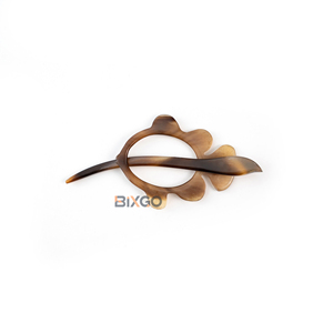Épingle à châle en corne de buffle naturelle, forme poisson, faite à la main, écologique, pour mariage, pince à cheveux et clip, unisexe, artisanale, export Vietnam - Product Image 1