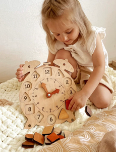 Rompecabezas educativo Montessori Reloj de madera Juguete para niños pequeños Tipo de cama para el aprendizaje escolar - Product Image 2