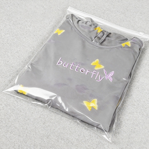 Bolsas con cierre de cremallera mate personalizada Bolsa con cremallera esmerilada de plástico personalizada con logotipo para embalaje de Camisetas de ropa - Product Image 3