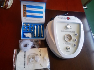 Máquina de Microdermoabrasión 3 en 1 con Punta de Diamante, Rejuvenecimiento de la Piel y Eliminación de Arrugas, Enchufe Estadounidense, Exfoliante Facial de Belleza - Product Image 6