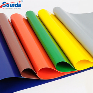 Bâche PVC imperméable auto-adhésive couverture de camion extérieur rouleau plastique brillant bâche de vinyle pour camions affiche matériaux produit - Product Image 4