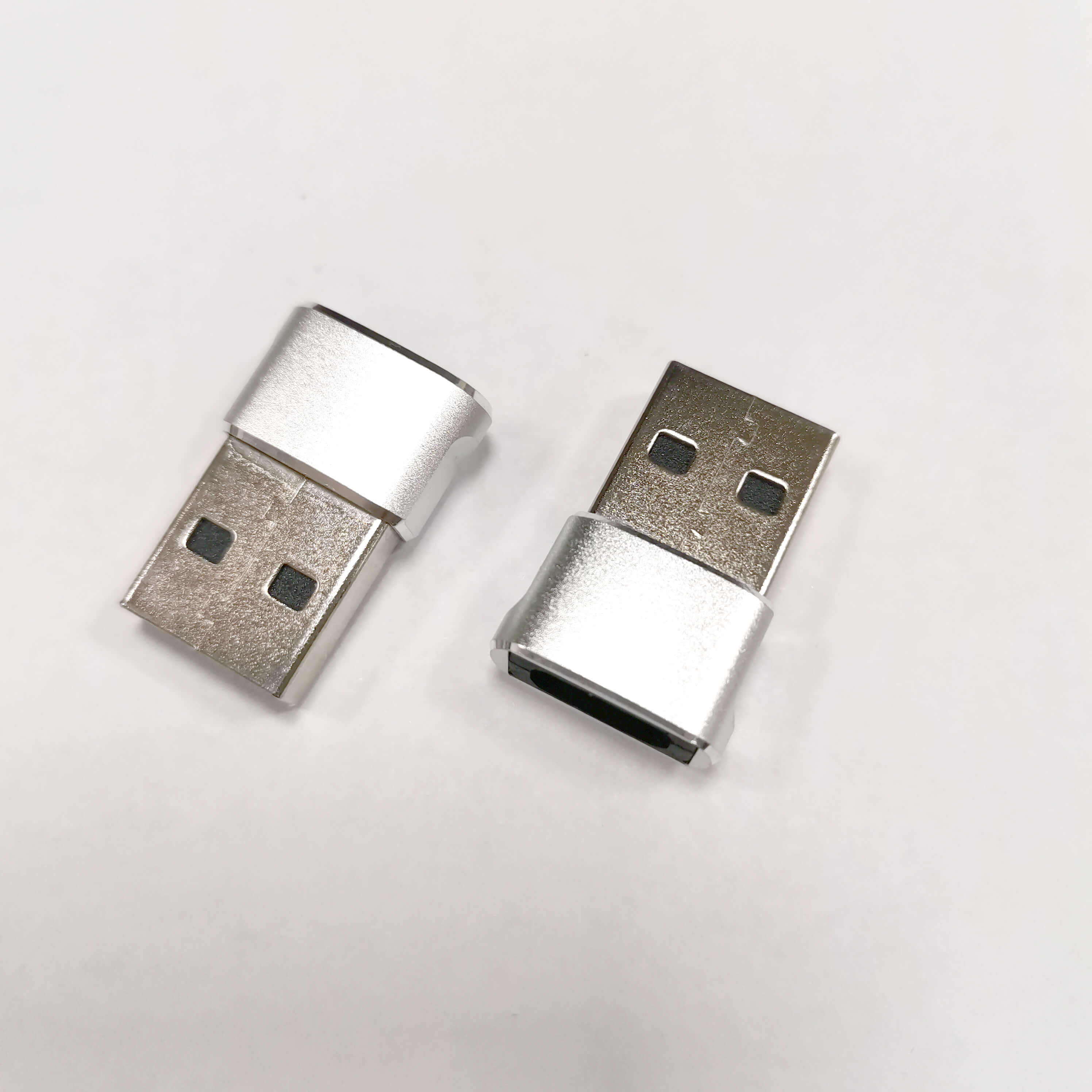 อะแดปเตอร์แปลง USB ชนิด A ไปยัง C สีเทา