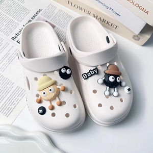 <span class=keywords><strong>Venta</strong></span> caliente Kawaii dibujos animados 3D Dustbuny serie zuecos accesorios para zapatos <span class=keywords><strong>y</strong></span> lindo PVC briqueta zapato encanto para fiesta decoración <span class=keywords><strong>de</strong></span> zapatos - Product Image 4