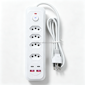 Multiprise standard brésilienne 4 prises avec ports USB-C et USB-A 5V/2A, rallonge de bureau avec interrupteur marche/arrêt et indicateur LED - Product Image 1