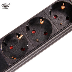 19 "1U電力分配ユニット16 a 250 V 7ウェイドイツタイプPDU (V/Aメーター付き) - Product Image 3