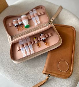 Sac de premiers secours personnalisé en cuir, étui à flacons, sac à médicaments, organiseur, étui à ampoules - Product Image 1