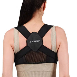 Attelle de clavicule réglable pour adultes, sangle de soutien, correcteur de posture, attelle dorsale avec fonction de soulagement de la douleur et de protection - Product Image 1