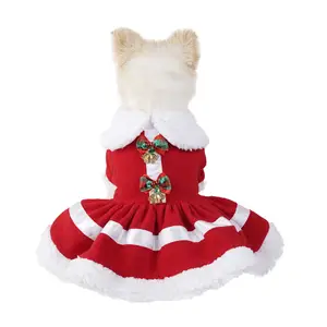 Gaun Natal trendi baru 2024 kostum merah pakaian katun rok dasi kupu-kupu anjing peliharaan untuk Bulldog Chihuahua York