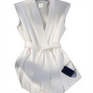 Vestido de Gasa sin Mangas Color Vino Tinto, Estilo Francés Elegante y Sofisticado, Diseño Exclusivo de Alta Gama, con Cinturón Anudado, para Primavera - Product Image 6