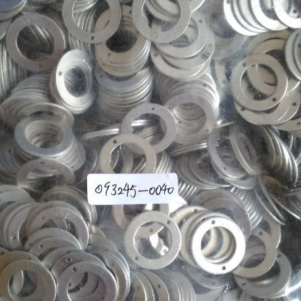 common rail injector 2 holes aluminum gasket 093245-0040 diesel injector pump washer shim 093245-0040 19*12*1MM 0932450040