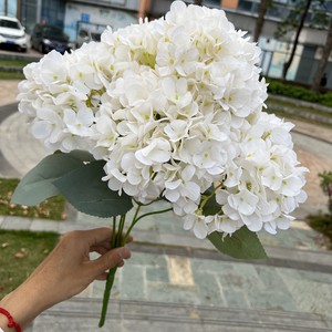 LA016 decorazioni nuziali ortensie bianche di alta qualità con 5 teste di ortensie fatte a mano - Product Image 3