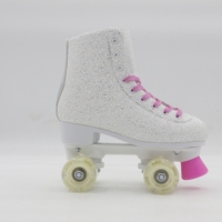 Patins à roulettes lumineux en PU les plus vendus Plusieurs couleurs disponibles