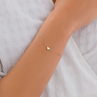 Bracelet minimaliste mignon plaqué or 18 carats bijoux Alphabet 925 argent Sterling délicat coeur bracelets porte-bonheur pour femme