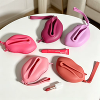 Mini cube en silicone résistant à l'eau, organisateur de cosmétiques multifonctionnel moderne et minimaliste, étui pour rouge à lèvres et baume à lèvres, sac de rangement compact