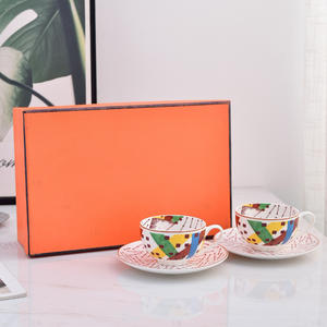 Juego de 2 Tazas y Platos de Porcelana de Lujo Concentrado de Estilo Británico Más Vendido - Product Image 2