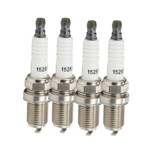 หัวเทียน Xinwo ขายดี อะไหล่แท้ OE 8692072 สำหรับรถยนต์ Volvo 850/C70/V70/S60/S70/S80/XC70/XC90 - Product Image 6