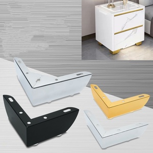 Protector de Patas de Silla de Acero GQK - Diseño Moderno y Simple, Protege los Muebles en Colores Dorado/Negro/Plateado - Product Image 5